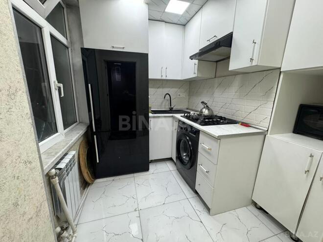 Продаётся 3-комн. вторичка 70 м², м. Кара Караев, photo 14 from 24