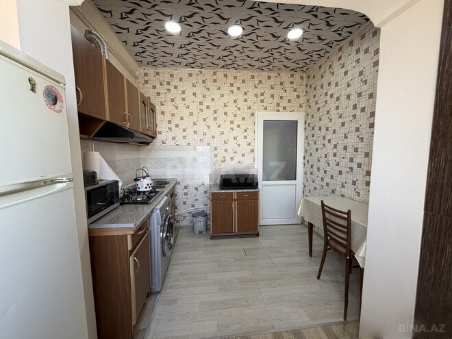 Satılır 2 otaqlı köhnə tikili 65 m², Xalqlar Dostluğu m., photo 11 from 18