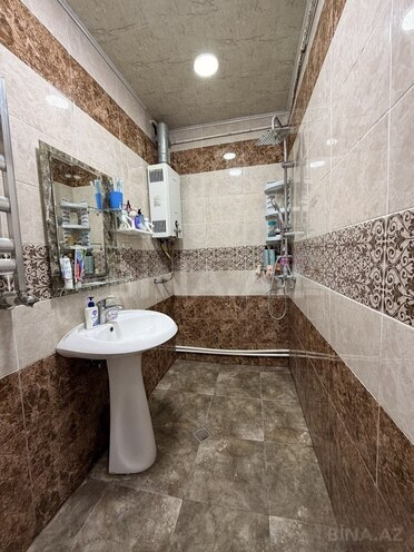 Satılır 2 otaqlı köhnə tikili 65 m², Xalqlar Dostluğu m., photo 13 from 18