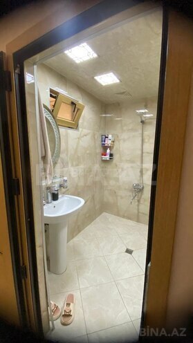 Satılır 2 otaqlı köhnə tikili 65 m², Xalqlar Dostluğu m., photo 4 from 11