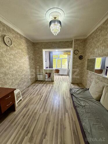 Продаётся 2-комн. вторичка 40 м², м. Нариман Нариманов, photo 4 from 15