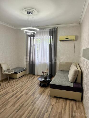 Продаётся 2-комн. вторичка 40 м², м. Нариман Нариманов, photo 1 from 15