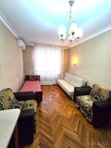 İcarəyə verilir 3 otaqlı köhnə tikili 117 m², Əhmədli m., photo 5 from 13