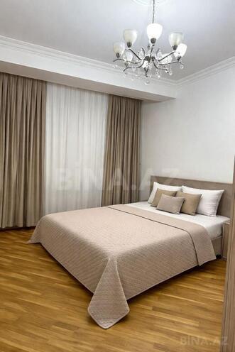 Сдаётся 3-комн. новостройка 110 м², Насиминский  р., photo 8 from 15
