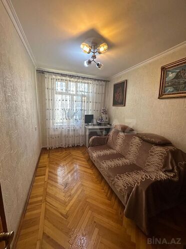 Satılır 3 otaqlı köhnə tikili 70 m², Yasamal r., photo 7 from 26