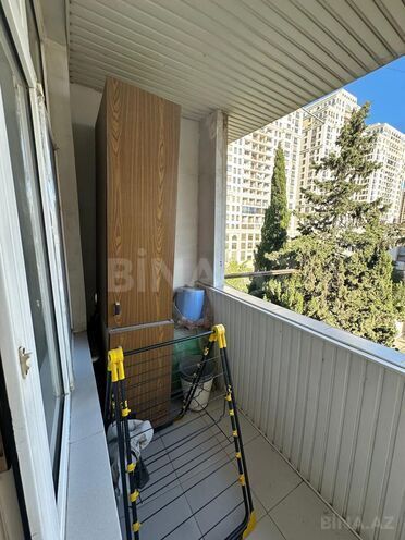 Satılır 3 otaqlı köhnə tikili 70 m², Yasamal r., photo 17 from 26
