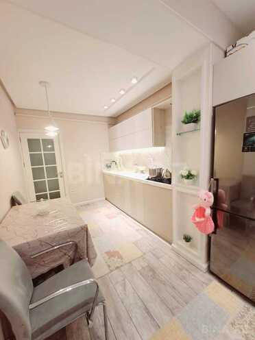 Satılır 3 otaqlı köhnə tikili 90 m², Xalqlar Dostluğu m., photo 9 from 17
