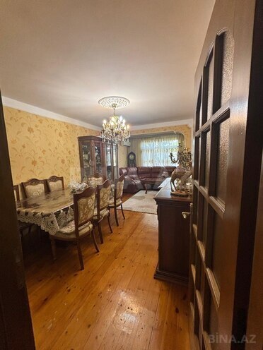 Satılır 2 otaqlı köhnə tikili 70 m², Neftçilər m., photo 1 from 12