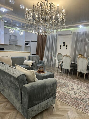 Сдаётся 3-комн. новостройка 110 м², м. 8 ноября, photo 8 from 32