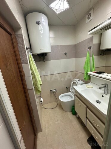 Продаётся 3-комн. вторичка 62 м², м. Иншаатчылар, photo 9 from 13