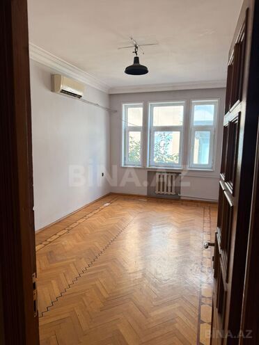 Satılır 8 otaqlı həyət evi/bağ evi 850 m², Gənclik m., photo 13 from 19