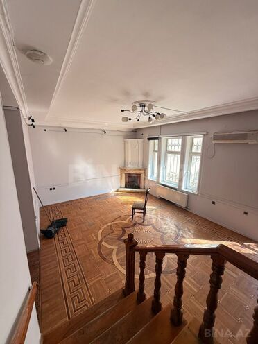 Satılır 8 otaqlı həyət evi/bağ evi 850 m², Gənclik m., photo 7 from 19