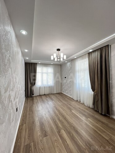 Продаётся 2-комн. вторичка 65 м², м. Ази Асланов, photo 1 from 15