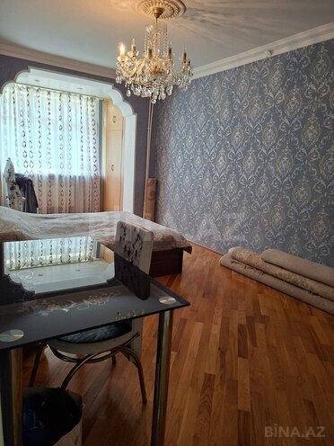 Продаётся 3-комн. вторичка 90 м², пос. Бакиханова, photo 1 from 16