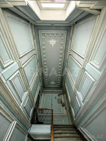 Satılır 6 otaqlı köhnə tikili 345 m², Sahil m., photo 27 from 30