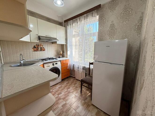 Сдаётся 1-комн. вторичка 35 м², м. Нефтчиляр, photo 8 from 19