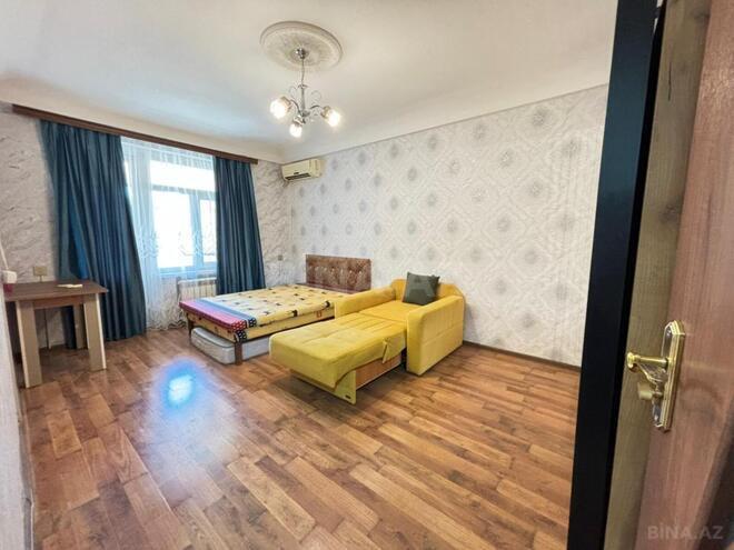 Сдаётся 1-комн. вторичка 35 м², м. Нефтчиляр, photo 5 from 19