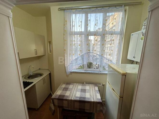 Satılır 3 otaqlı köhnə tikili 60 m², Azadlıq Prospekti m., photo 7 from 8