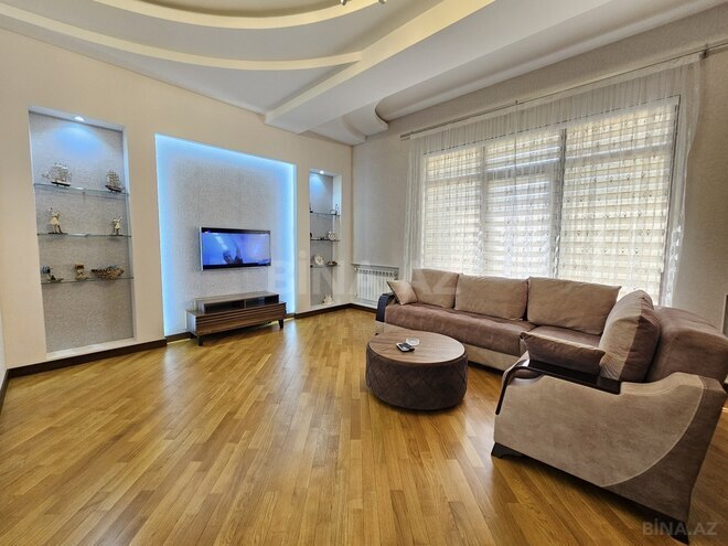 Сдаётся 3-комн. новостройка 125 м², м. Низами, photo 4 from 19