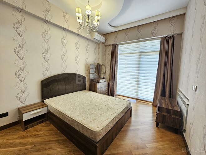 Сдаётся 3-комн. новостройка 125 м², м. Низами, photo 8 from 19
