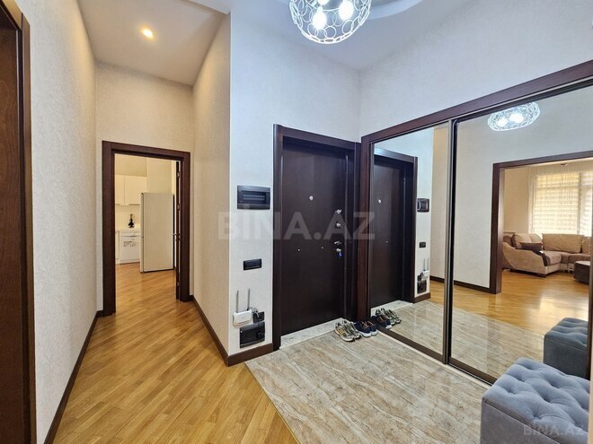 Сдаётся 3-комн. новостройка 125 м², м. Низами, photo 13 from 19