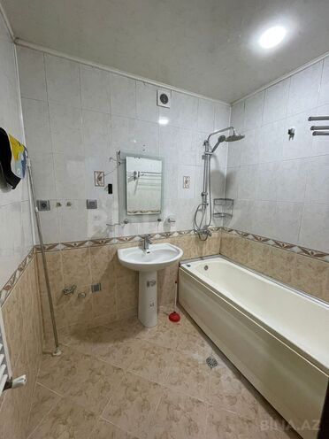 İcarəyə verilir 3 otaqlı köhnə tikili 200 m², İnşaatçılar m., photo 13 from 15