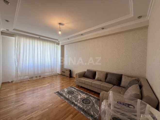 Сдаётся 2-комн. новостройка 80 м², м. Кара Караев, photo 1 from 11