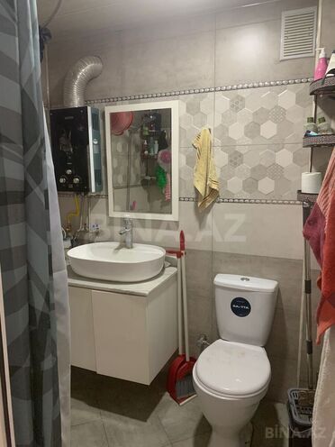 Satılır 2 otaqlı köhnə tikili 40 m², Qara Qarayev m., photo 10 from 11