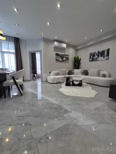 İcarəyə verilir 3 otaqlı yeni tikili 120 m², 28 May m., photo 1 from 10