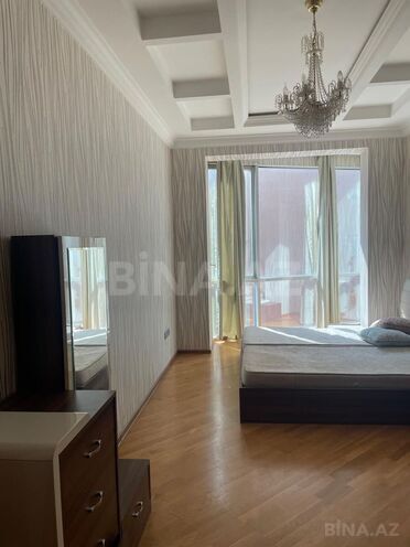 Сдаётся 3-комн. новостройка 125 м², м. 8 ноября, photo 3 from 8