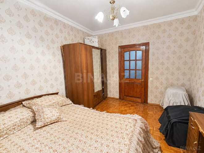 Продаётся 2-комн. вторичка 60 м², м. Нефтчиляр, photo 4 from 12