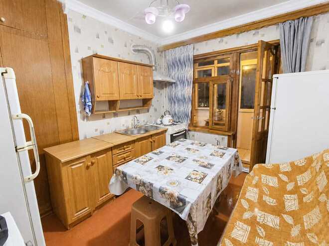 Продаётся 2-комн. вторичка 60 м², м. Нефтчиляр, photo 7 from 12