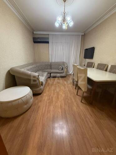 İcarəyə verilir 3 otaqlı köhnə tikili 70 m², Yasamal r., photo 1 from 8