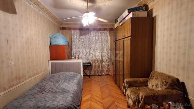 Продаётся 3-комн. вторичка 60 м², м. Элмляр Академиясы, photo 6 from 8