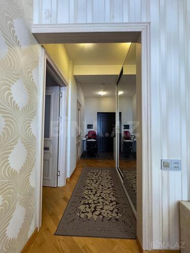 Продаётся 2-комн. новостройка 70 м², м. Кара Караев, photo 10 from 13