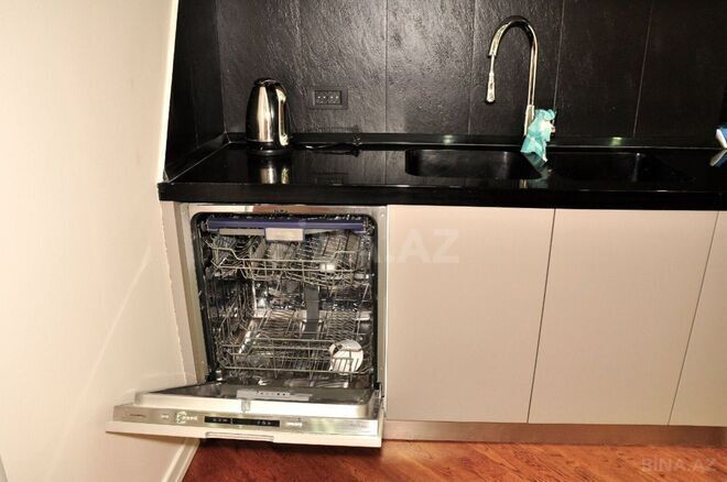 Сдаётся 3-комн. новостройка 141 м², м. Шах Исмаил Хатаи, photo 9 from 32