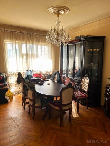 Satılır 3 otaqlı köhnə tikili 80 m², Azadlıq Prospekti m., photo 1 from 9