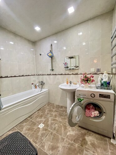 Сдаётся 3-комн. новостройка 120 м², м. Насими, photo 22 from 26