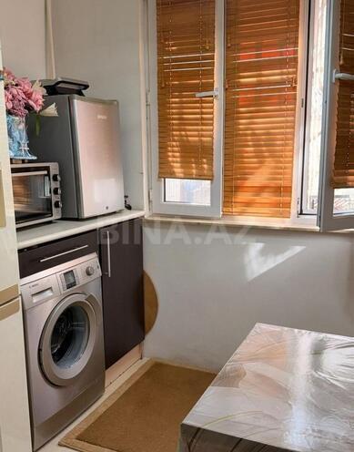 Продаётся 2-комн. вторичка 45 м², Ясамальский р., photo 9 from 13