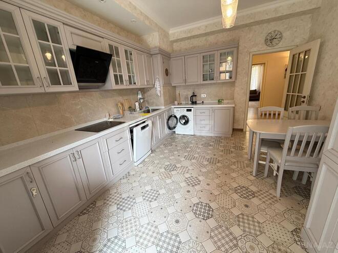 İcarəyə verilir 4 otaqlı yeni tikili 160 m², Ağ şəhər q., photo 21 from 24
