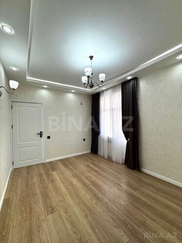 Продаётся 2-комн. вторичка 65 м², м. Ази Асланов, photo 8 from 11