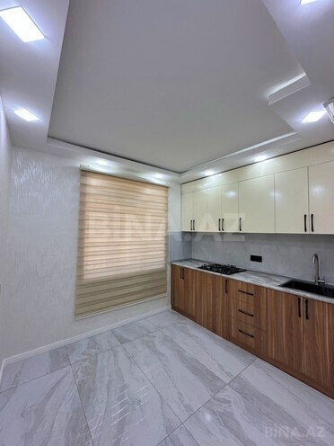 Продаётся 2-комн. вторичка 65 м², м. Ази Асланов, photo 1 from 16