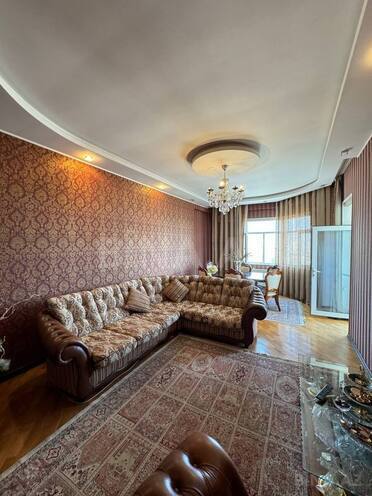 Продаётся 2-комн. новостройка 70 м², м. Иншаатчылар, photo 4 from 19