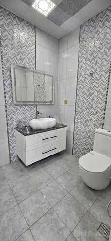 Сдаётся 2-комн. новостройка 102 м², м. 8 ноября, photo 18 from 21