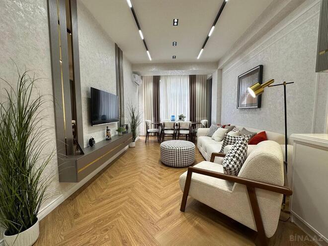 Сдаётся 2-комн. новостройка 80 м², Насиминский  р., photo 1 from 9