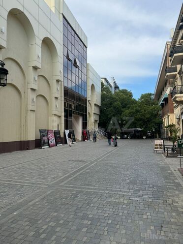 Продаётся 1-комн. вторичка 40 м², м. Сахил, photo 1 from 9