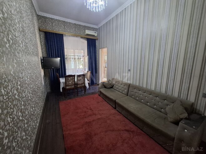 Satılır 3 otaqlı köhnə tikili 65 m², 20-ci sahə q., photo 1 from 14