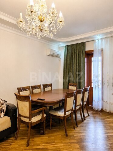 İcarəyə verilir 3 otaqlı köhnə tikili 85 m², Nizami m., photo 3 from 11