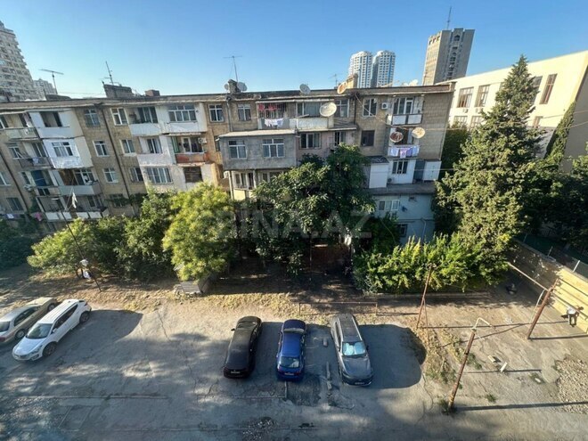 Satılır 3 otaqlı köhnə tikili 60 m², Yasamal q., photo 5 from 17