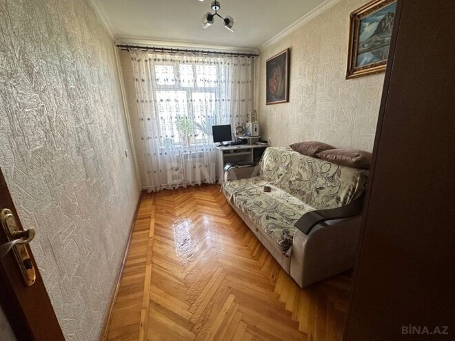 Satılır 3 otaqlı köhnə tikili 60 m², Yasamal q., photo 6 from 17